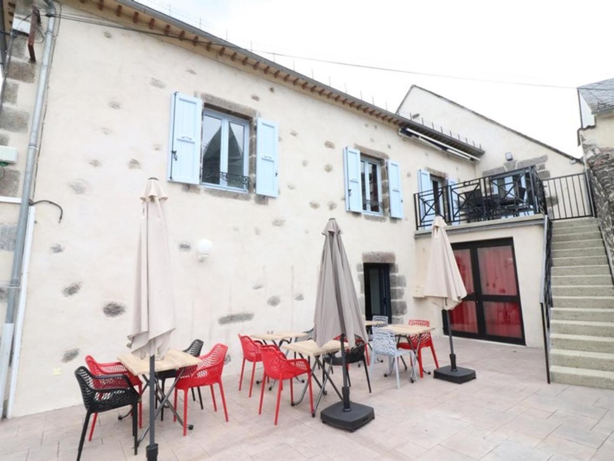 Spacieux Et Lumineux Gite En Auvergne Avec Terrasse, Proche Randos Et Sites Historiques - Fr-1-742-330 Apartment Saint-Martin-Valmeroux Exterior photo